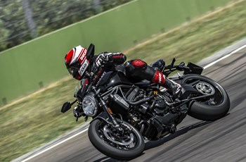 Ducati Monster 1200 R 2017 - Bild 69 Ducati Monster 1200 R 2017 - Bild 69